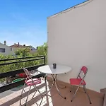 1 Bedroom Cozy In Appartamento *