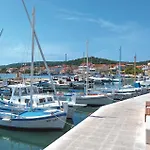 1 Bedroom Stunning In * Betina (Sibenik-Knin)