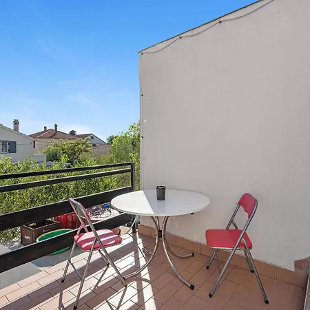 1 Bedroom Cozy In Apartman *