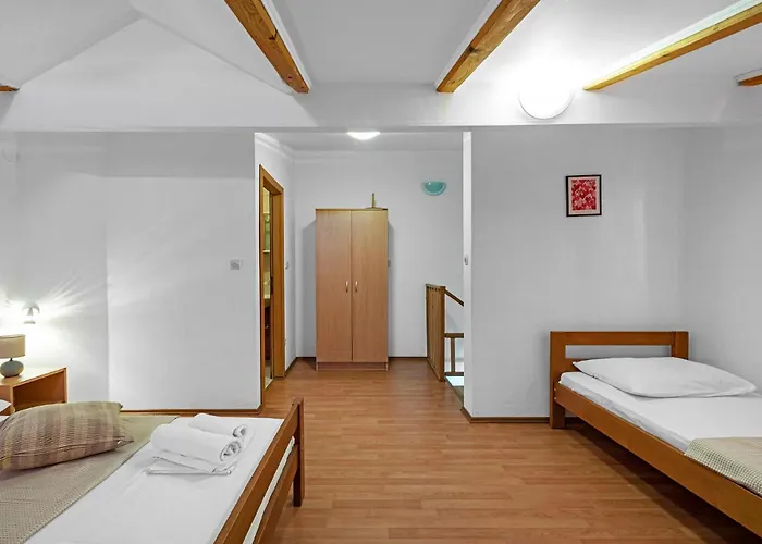 1 Bedroom Cozy In Appartement Betina (Sibenik-Knin)